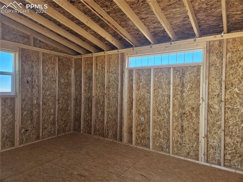 5665 Antelope Rd, Pueblo, CO 81008