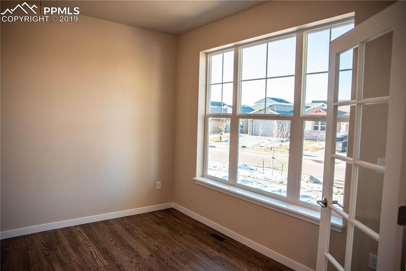 5668 Cubbage Dr, Colorado Springs, CO 80924