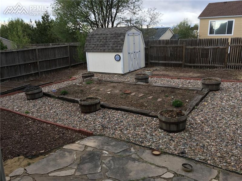 5672 San Cristobal Dr, Colorado Springs, CO 80923