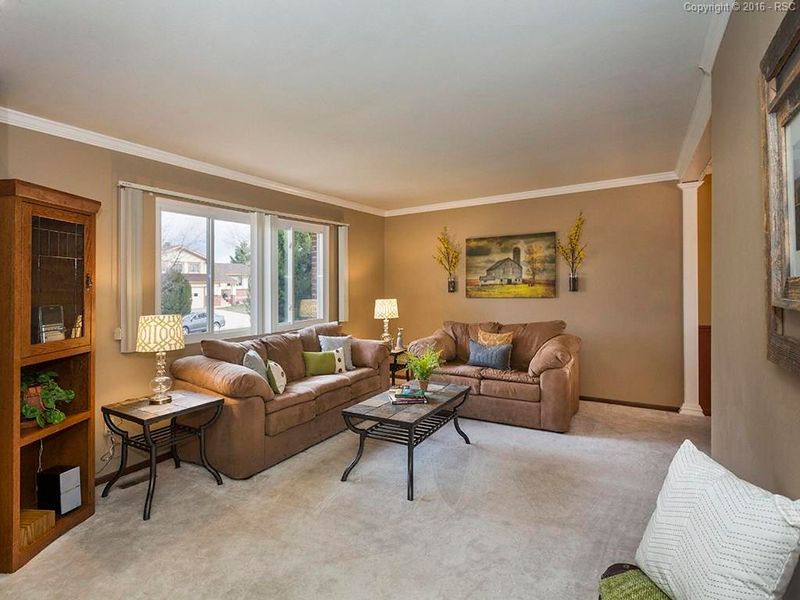 5680 Escapardo Way, Colorado Springs, CO 80917