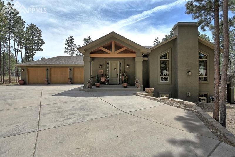 57 Bridle Creek Ct, Monument, CO 80132