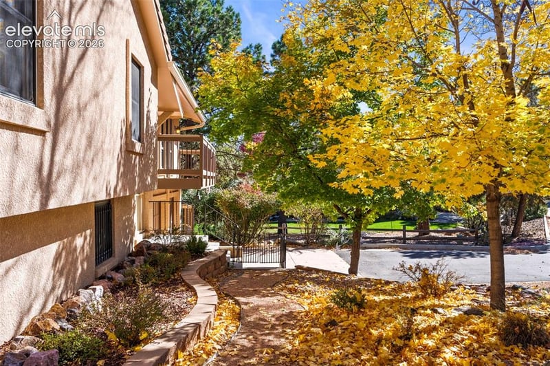 570 Big Valley Dr, Colorado Springs, CO 80919