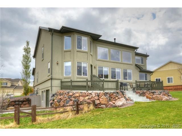 570 Coyote Willow Dr, Colorado Springs, CO 80921
