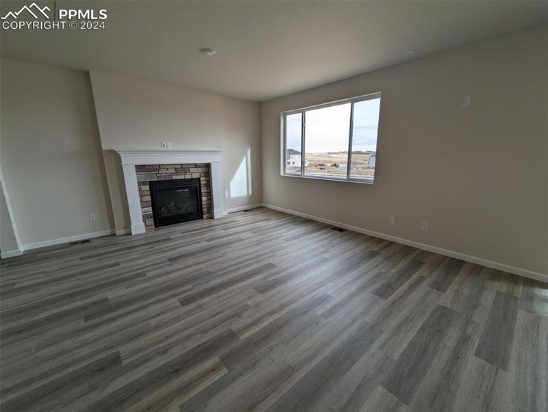 5705 Mammoth Ln, Colorado Springs, CO 80938