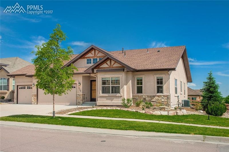 5707 Wolf Village Dr, Colorado Springs, CO 80924