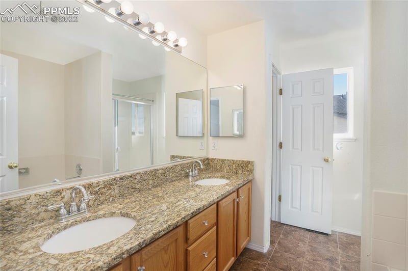 5711 Arrowleaf Dr, Colorado Springs, CO 80923