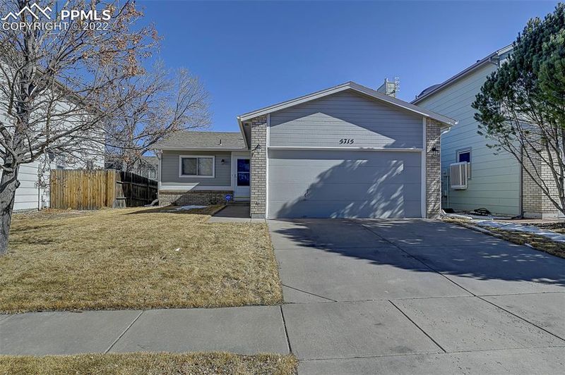 5715 Grapevine Dr, Colorado Springs, CO 80923