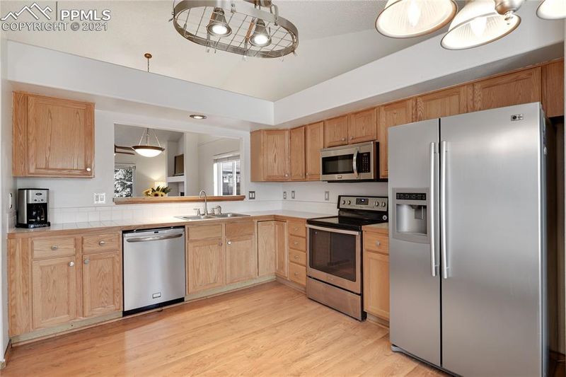 5716 Pamlico Dr, Colorado Springs, CO 80923