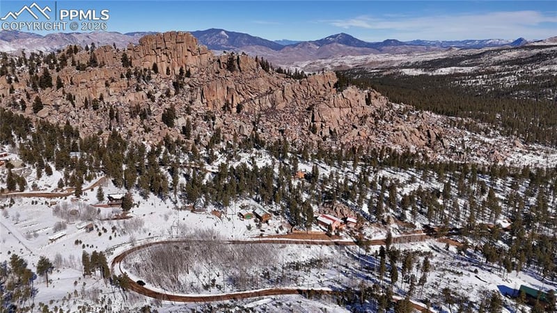 572 Overlook Cir, Sedalia, CO 80135
