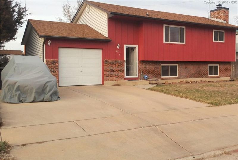 573 Calle Conejo, Fountain, CO 80817