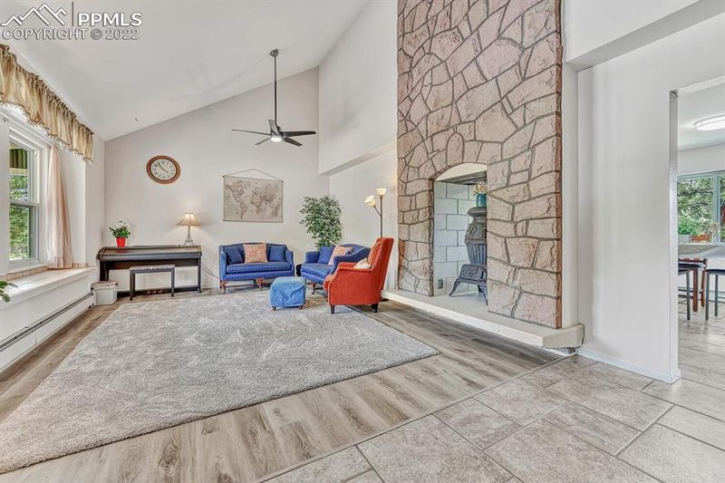 573 Verdos Dr, Elizabeth, CO 80107