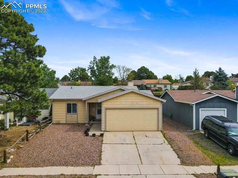 5730 S Buckskin Pass Dr, Colorado Springs, CO 80917