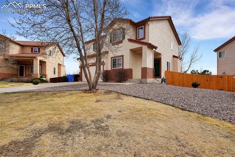 5735 Stable Ct, Colorado Springs, CO 80920