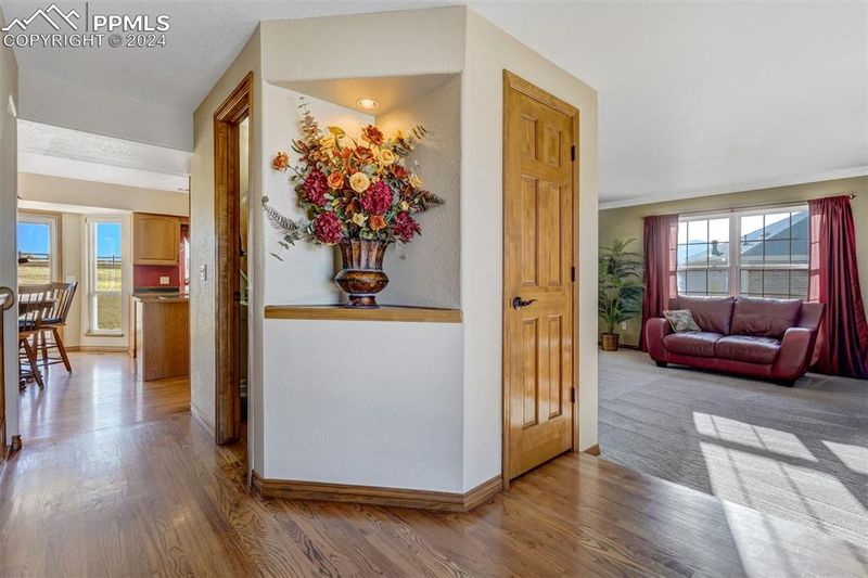 5740 Aristocrat Ct, Colorado Springs, CO 80918