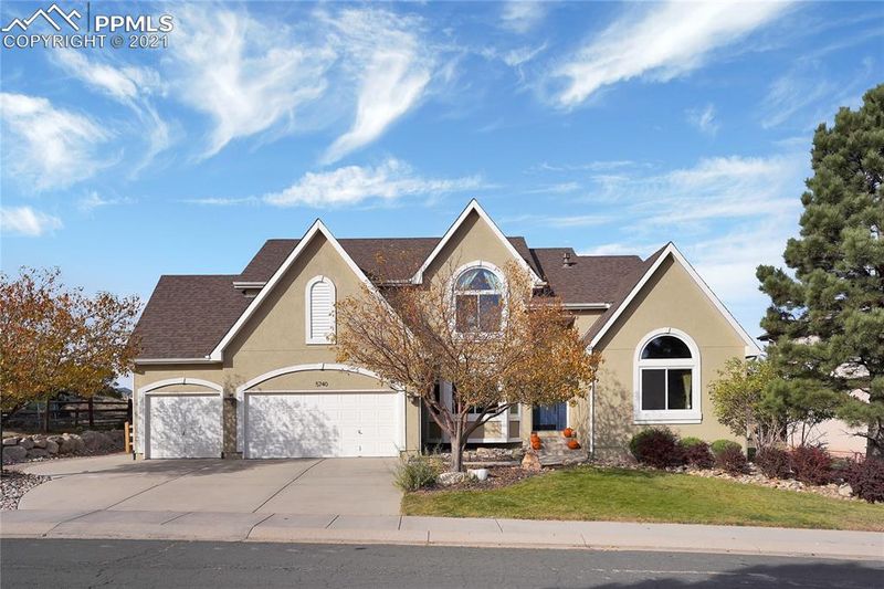 5740 Regal View Rd, Colorado Springs, CO 80919