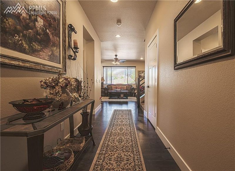 5746 Arrowleaf Dr, Colorado Springs, CO 80923