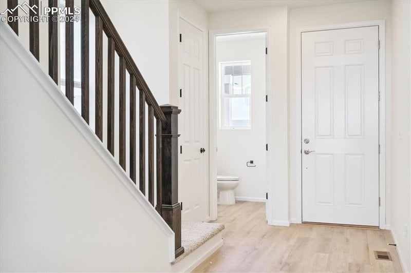 5749 Mammoth Ln, Colorado Springs, CO 80927