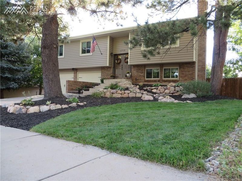 5750 Del Paz Dr, Colorado Springs, CO 80918
