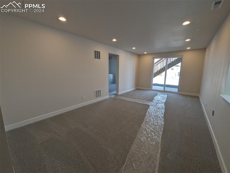 5757 Mammoth Ln, Colorado Springs, CO 80927