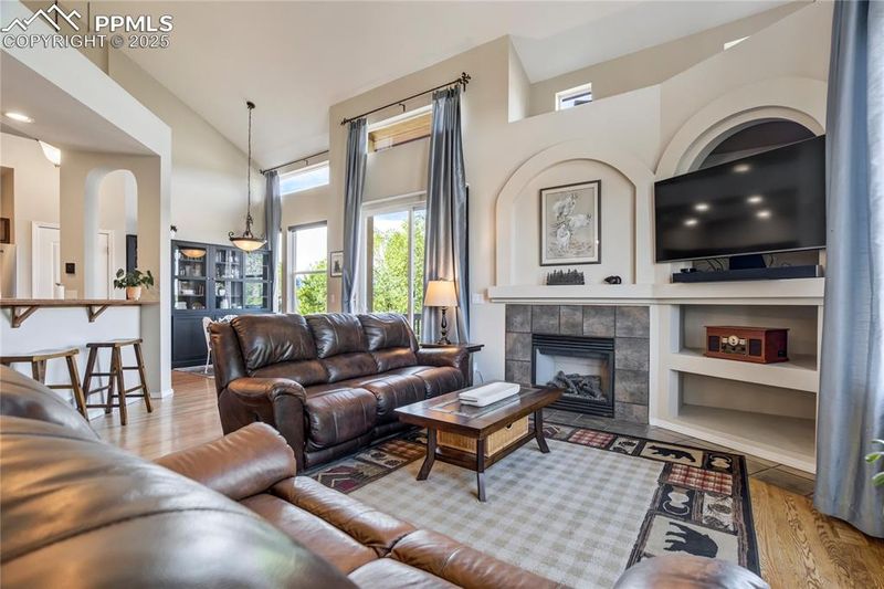 577 Larimer Creek Dr, Monument, CO 80132