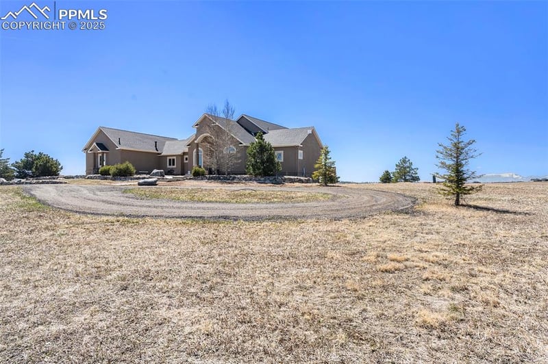 5771 Windridge Point, Colorado Springs, CO 80908