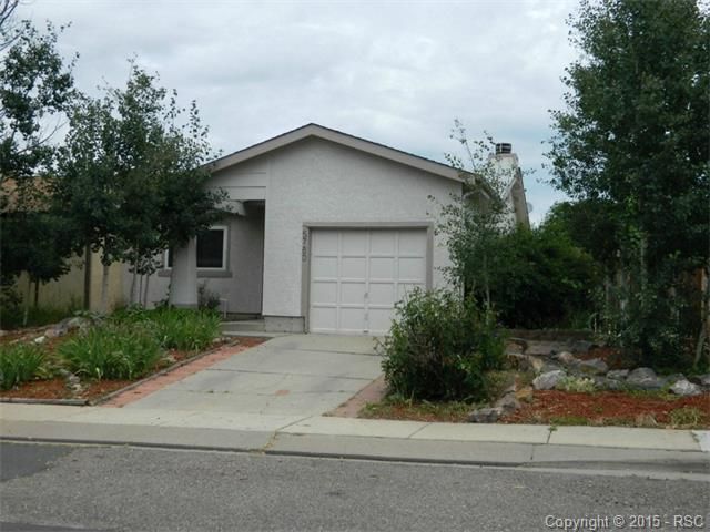 5780 Stoney Pass Dr, Colorado Springs, CO 80917