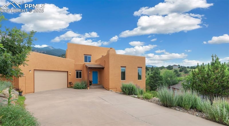 579 Crystal Hills Blvd, Manitou Springs, CO 80829