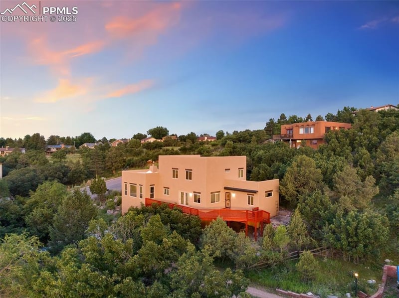 579 Crystal Hills Blvd, Manitou Springs, CO 80829