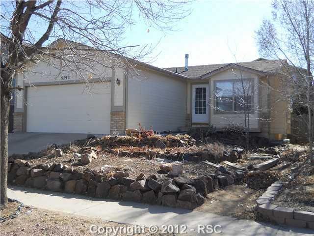 5790 Grapevine Dr, Colorado Springs, CO 80923