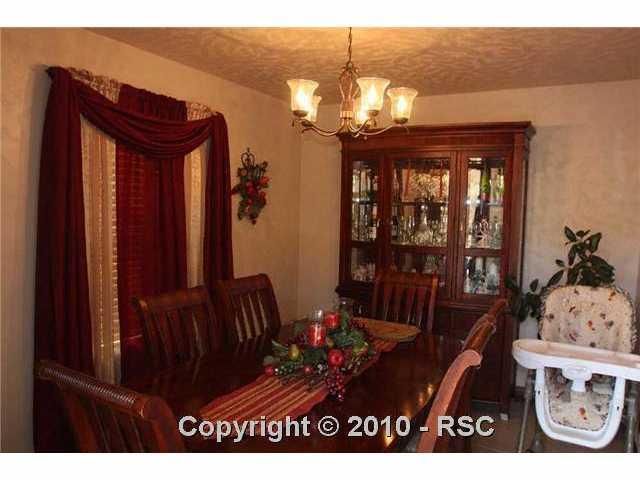 580 Crosstrail Dr, Colorado Springs, CO 80906