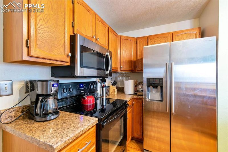 5803 Granby Hill Dr, Colorado Springs, CO 80923