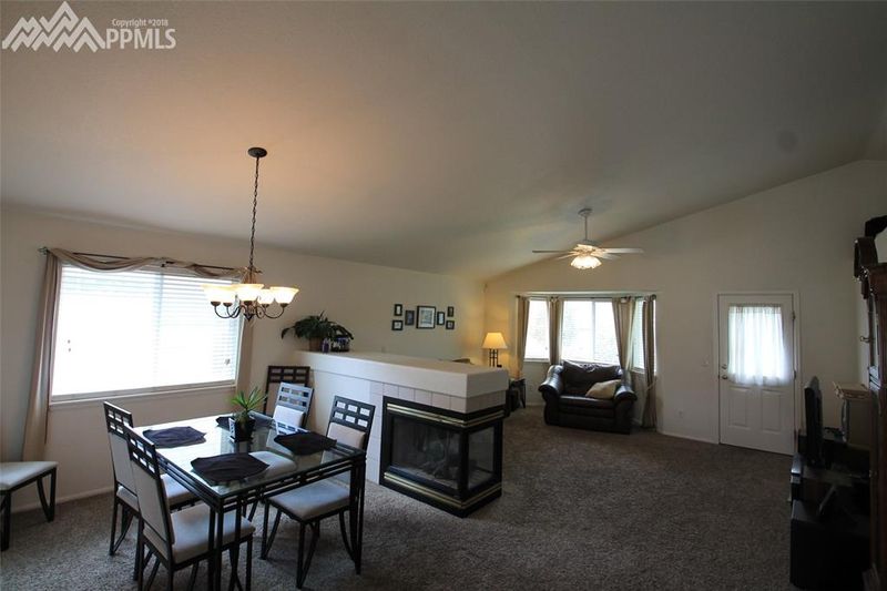 5806 Mesa Mountain Way, Colorado Springs, CO 80923