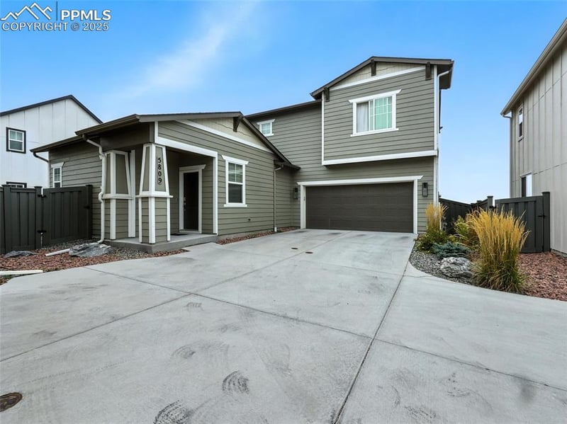 5809 Spring Breeze Dr, Colorado Springs, CO 80923