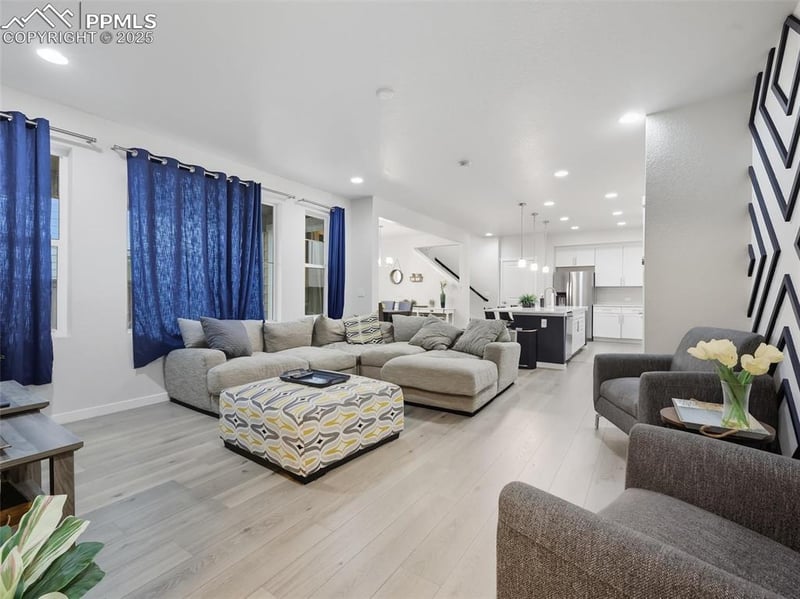 5809 Spring Breeze Dr, Colorado Springs, CO 80923