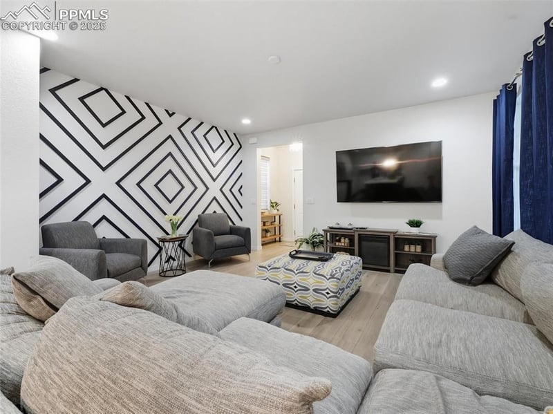 5809 Spring Breeze Dr, Colorado Springs, CO 80923