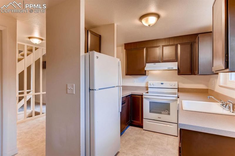 5811 S Pearl St, Centennial, CO 80121