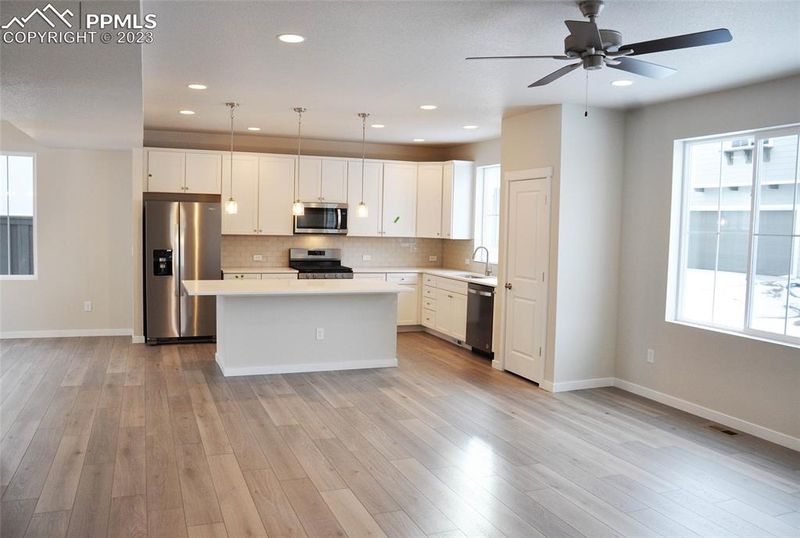 5815 Summer Dream Dr, Colorado Springs, CO 80923