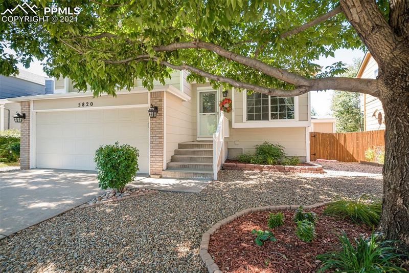 5820 Granby Hill Dr, Colorado Springs, CO 80923