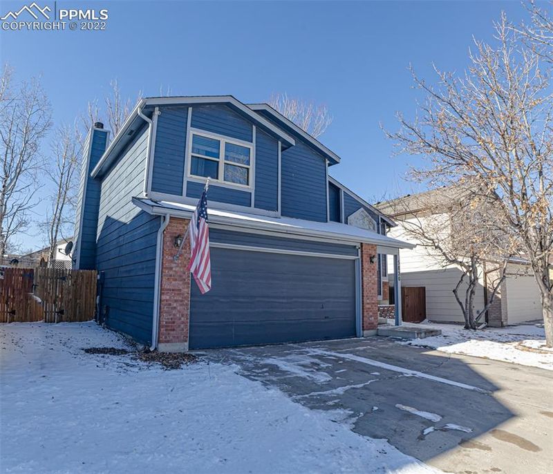 5820 Santana Dr, Colorado Springs, CO 80923