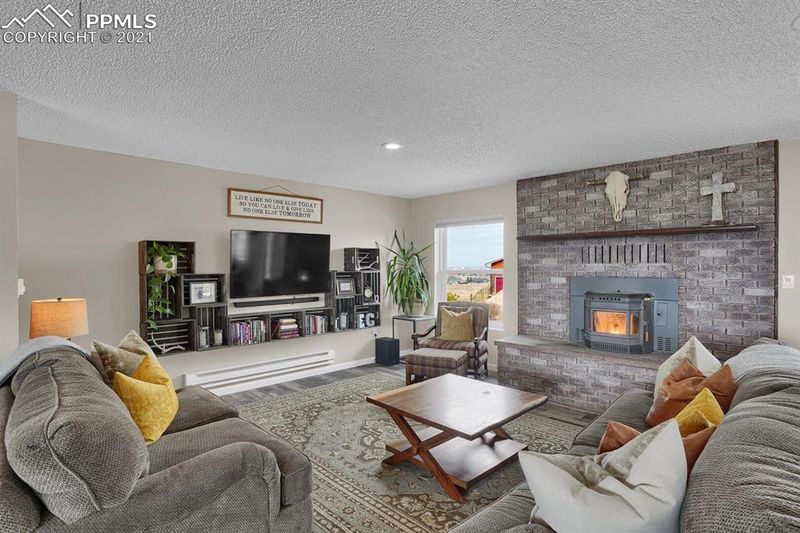 5825 Eggar Ct, Peyton, CO 80831