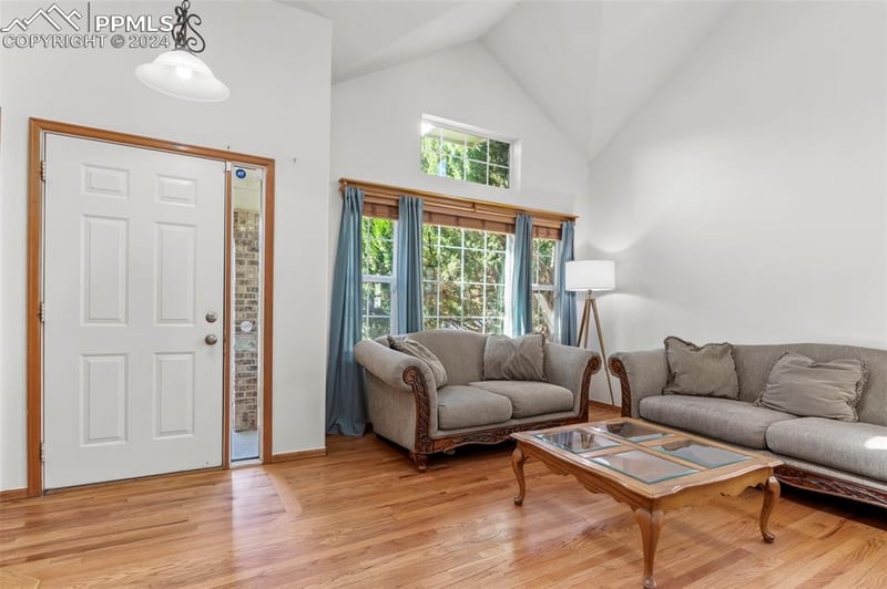 5830 Instone Cir, Colorado Springs, CO 80922