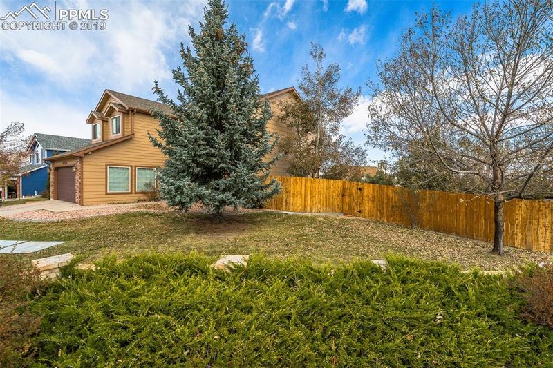 5835 Northwind Dr, Colorado Springs, CO 80918