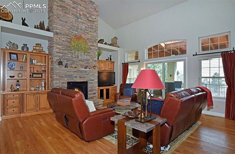 5855 Gladstone St, Colorado Springs, CO 80906