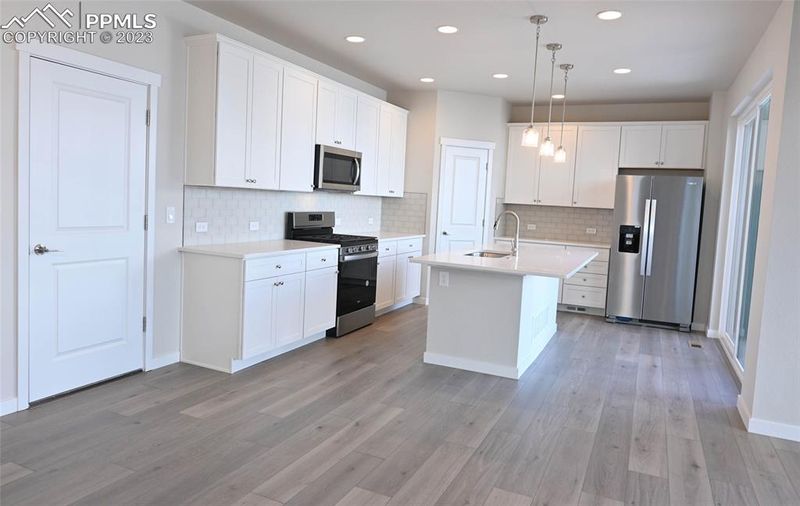 5856 Summer Dream Dr, Colorado Springs, CO 80923
