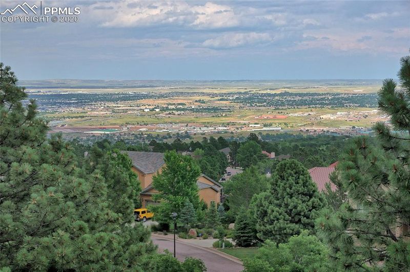 5860 Gladstone St, Colorado Springs, CO 80906