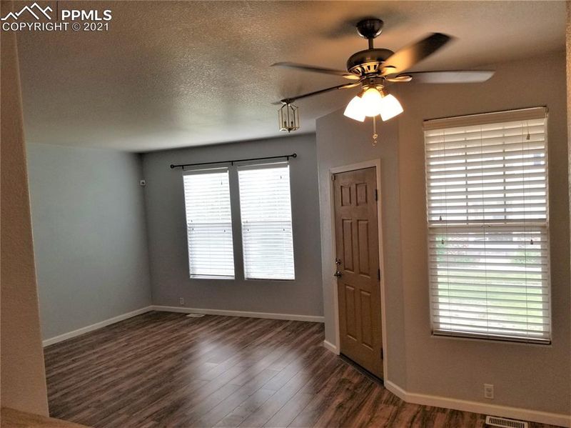 5882 Ensemble Hts, Colorado Springs, CO 80923
