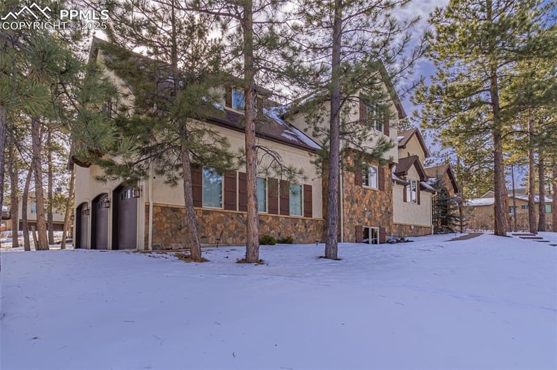 590 Cumberland Rd, Larkspur, CO 80118