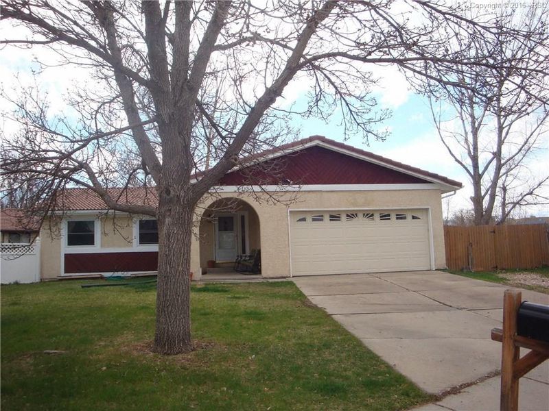 5910 Topview Cir, Colorado Springs, CO 80918