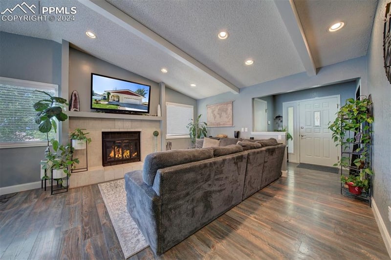 5910 Topview Ct, Colorado Springs, CO 80918