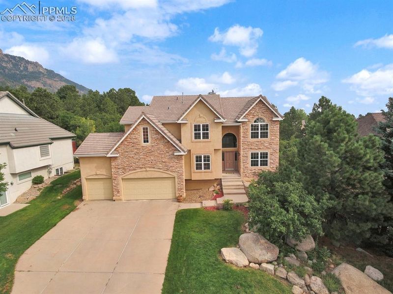 5920 Daltry Ln, Colorado Springs, CO 80906